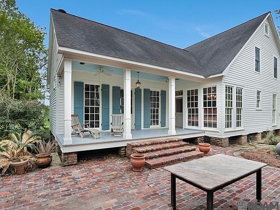 4th image of 22658 Sutter Ln