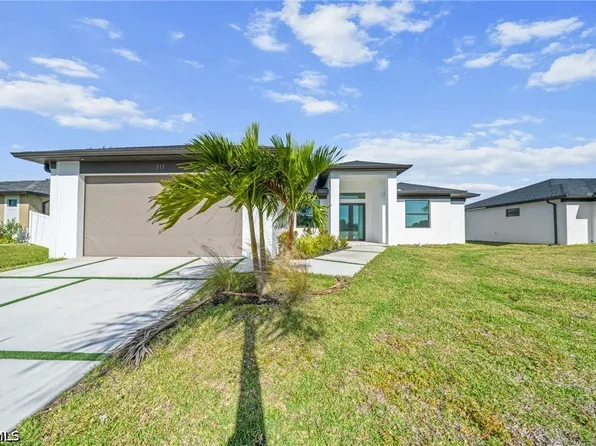 317 NE 15th Terrace Cpe, Coral, FL 33909