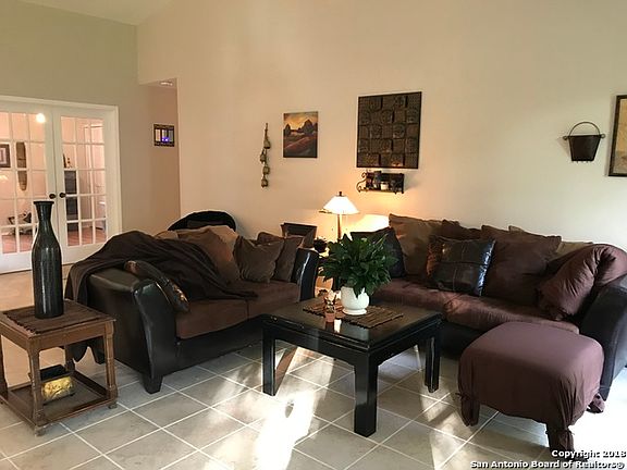 3rd image of 3322 Jenkins Dr