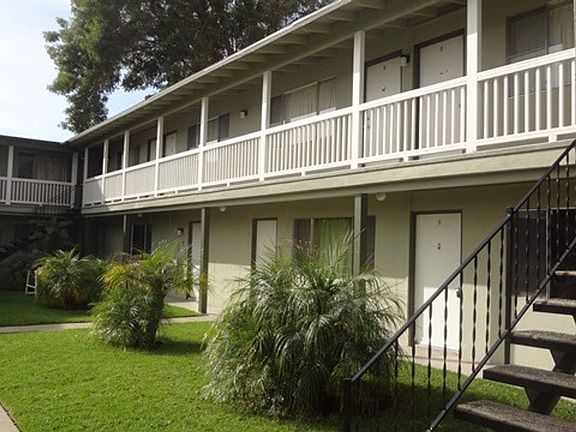 5th image of 1026 S Russell Ave APT C