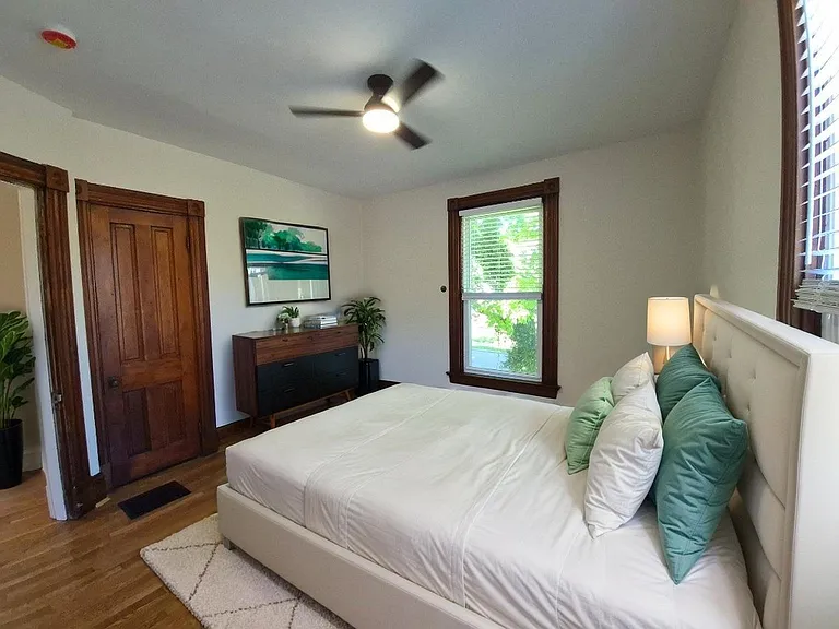 5908 Cary Ave #2 — Photo 9