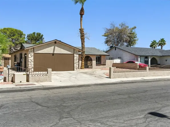 809 Greenbrook St, Las Vegas, NV 89110