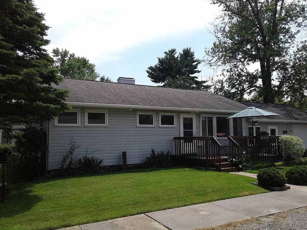402 Indiana St photo 1