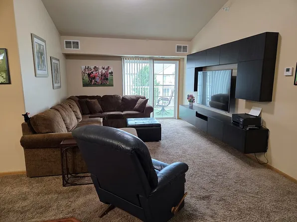 3434 28th St S Unit 329, Fargo, ND 58104