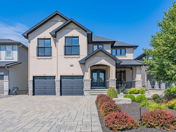 176 Escarpment Cres, Ottawa, ON K2T 0L7