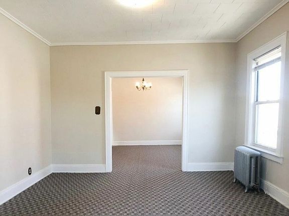 4th image of 2514 47th St #2