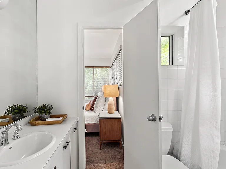 4 Foxglove Rd — Photo 11