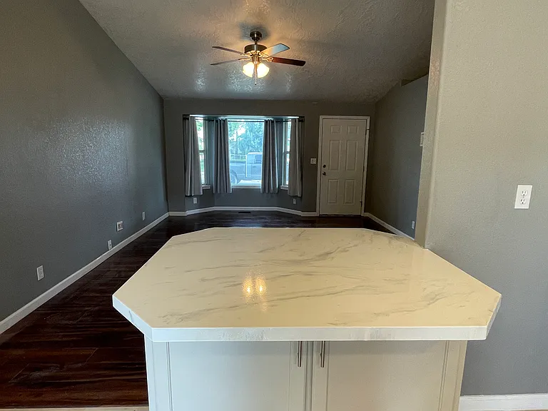 1770 E Oakcrest Dr — Photo 3