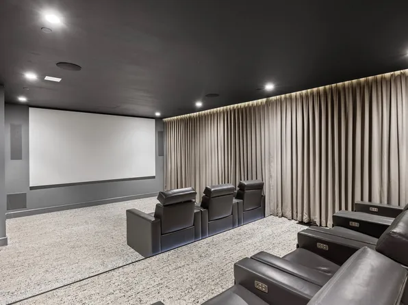 721 5th Avenue image 23 of 26