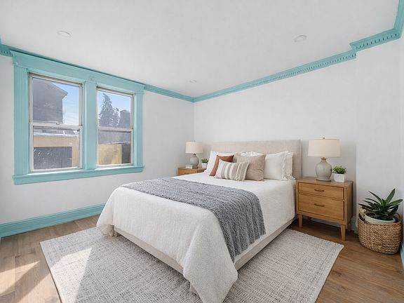 4th image of 158 W Sandford Blvd Floor 1
