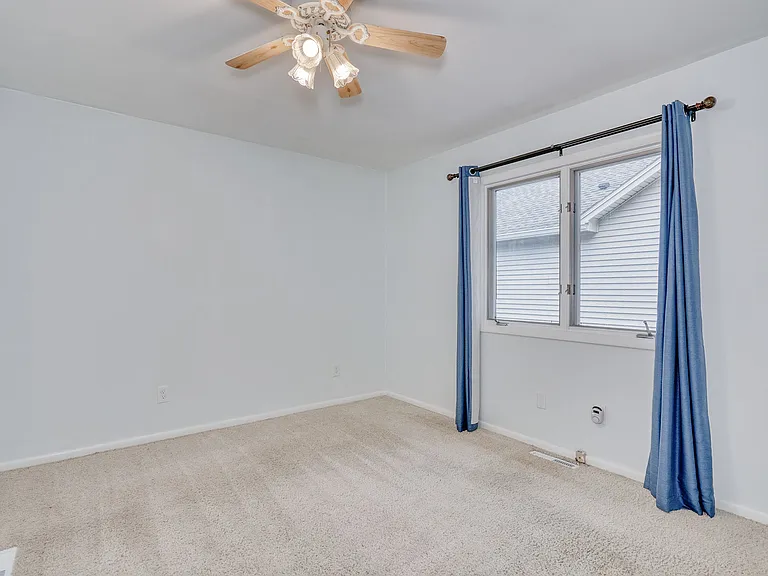6 Greenwood Park — Photo 15