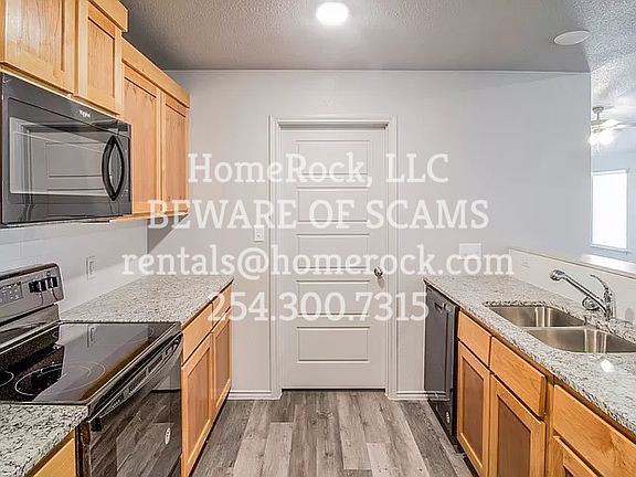 2nd image of 712 Kimble Dr Unit A