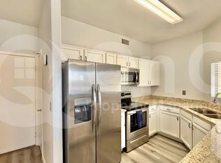 1430 S Boulder St Unit B, Gilbert, AZ 85296