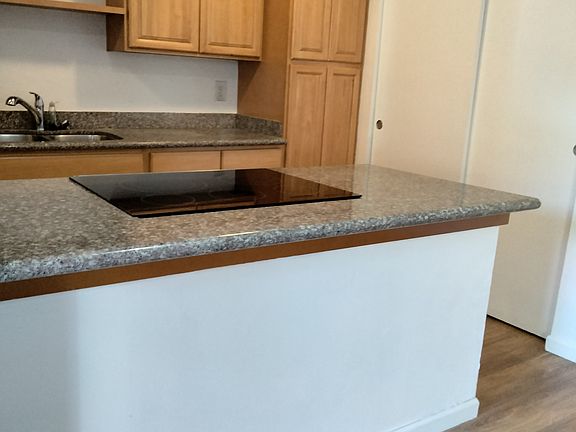5th image of 65 Lincoln Ave #1