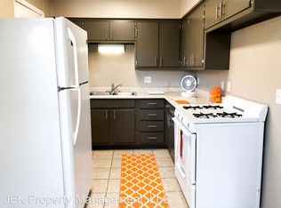 922 Magnolia Ln APT 3, Madison, WI 53713