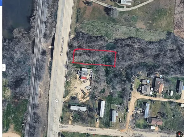 N Commerce St, Granger, TX 76530