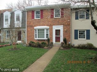 316 Rock Spring Dr SW, Leesburg, VA 20175