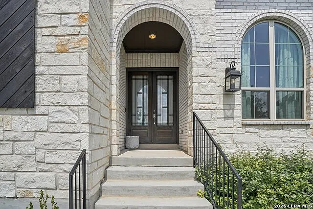 4 bed, 3.0 bath, 3334 sqft, $3,390 — Photo 4