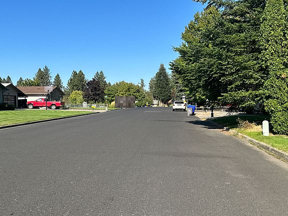 4th image of 11605 N Guinevere Dr