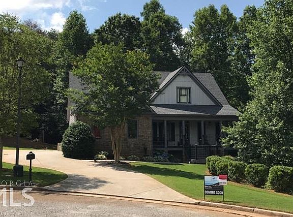 2nd image of 120 Madison Ct