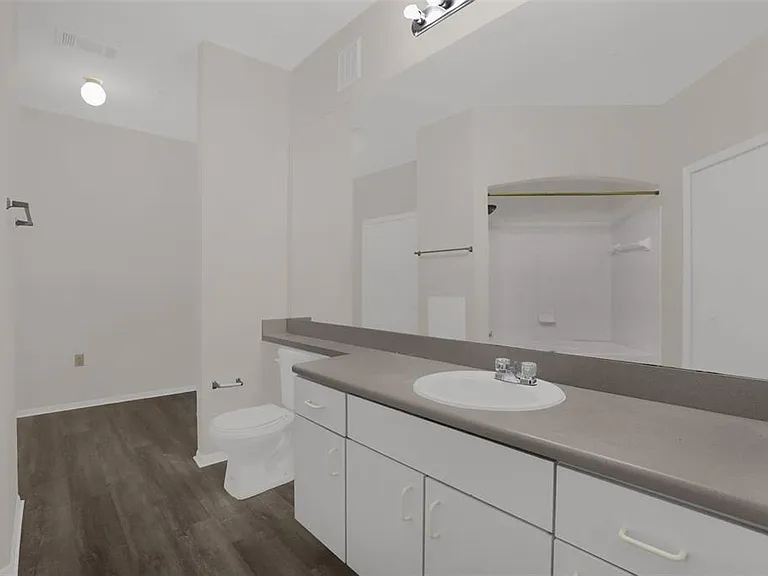 1325 Rotonda Point #225 — Photo 15