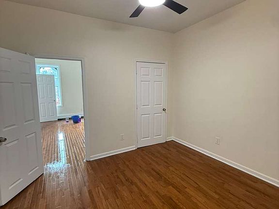 4th image of 448 Wyona St #3