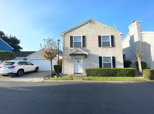 15 Bay Lndg, San Mateo, CA 94401
