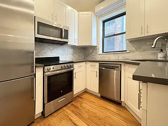 Rented by Silver Line Realty Group NY LLC