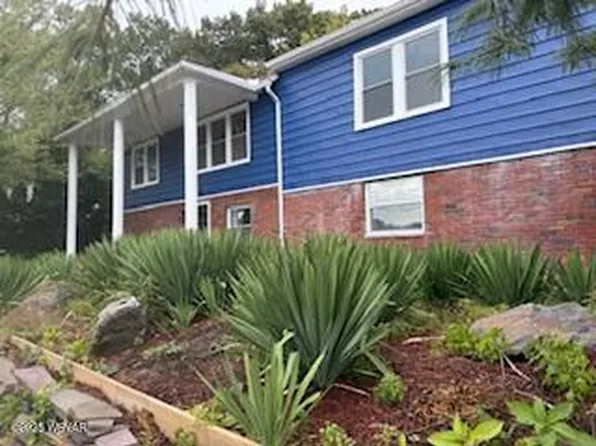 32 Old Boston Rd, Pittston, PA 18640