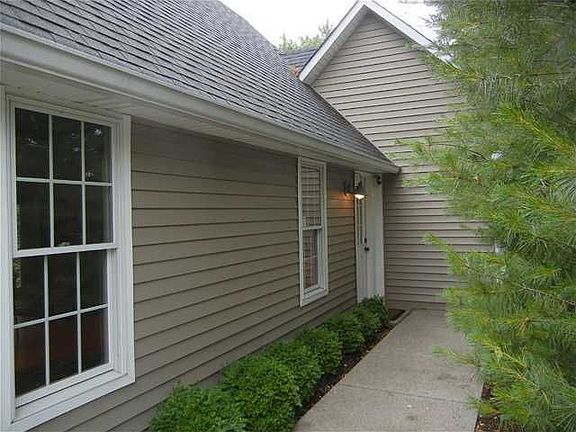 4th image of 6523 Carrollton Ave