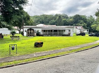 675 Washington St, Bolivar, PA 15923