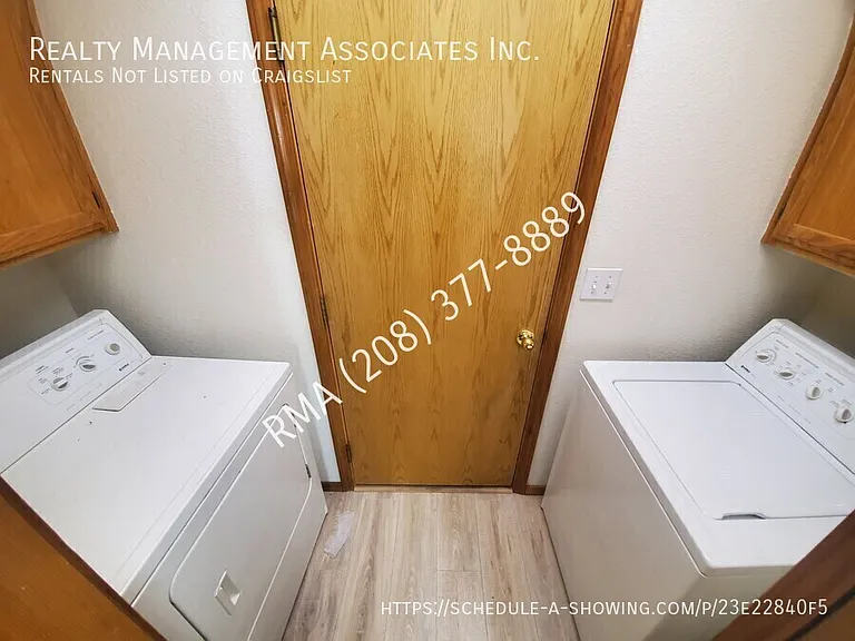 588 S Curtis Rd — Photo 6
