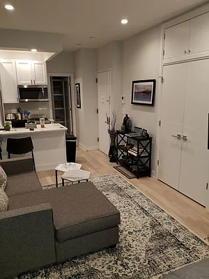 Rented by Sky Management | media 31