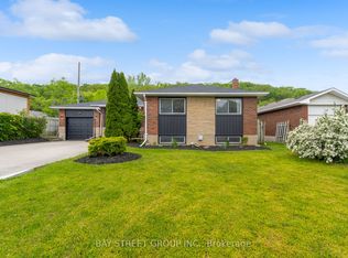 8 Glenbarr Rd, Saint Catharines, ON L2T 1Y1