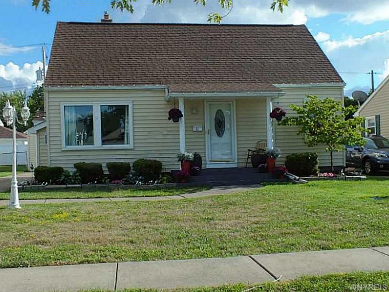 1st image of 61 Warburton Pl