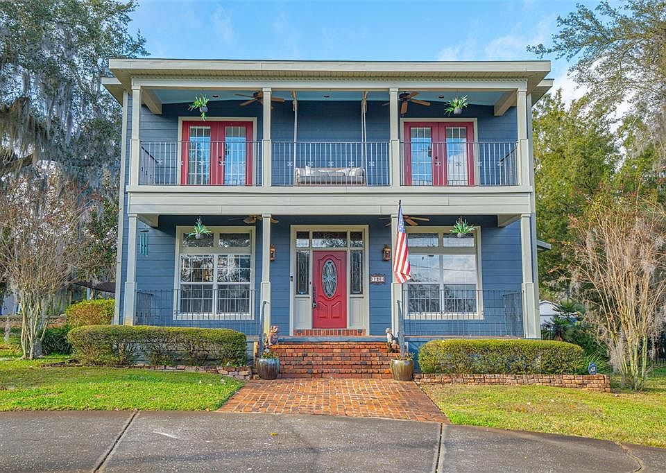 1st image of 126 E Palmetto Ave
