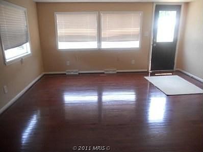 4th image of 32 Paradise Ct