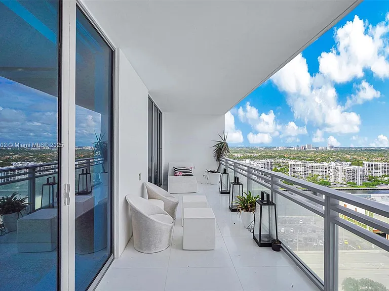 3535 S Ocean Dr #2104 — Photo 40