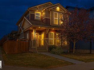 467 Orchards Blvd SW, Edmonton, AB T6X2C8