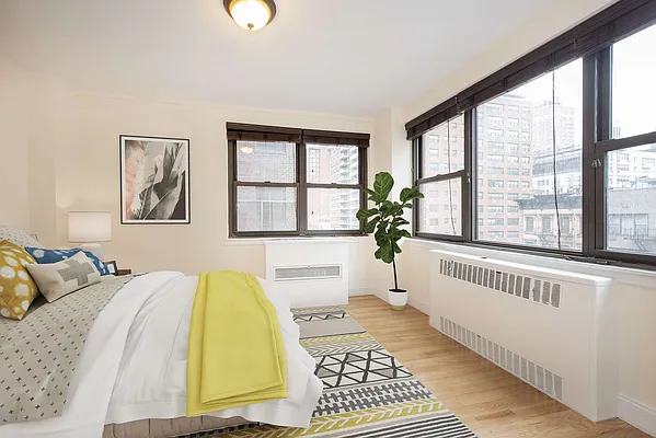 Sold by Bold New York | media 4