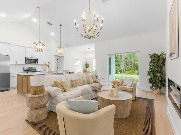 9365 107th Avenue, Vero Beach, FL 32967