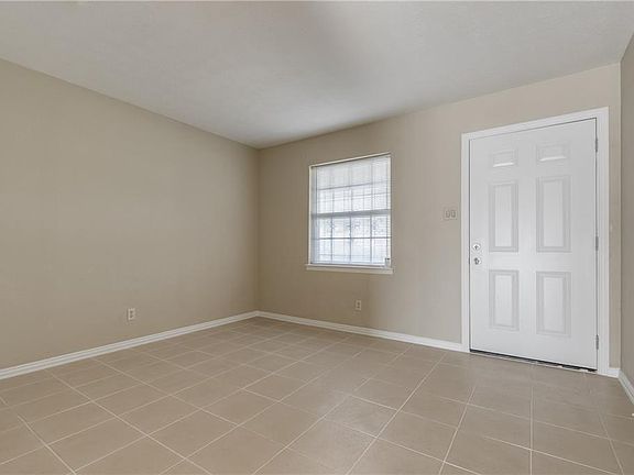 5th image of 3544 Pacesetter Dr