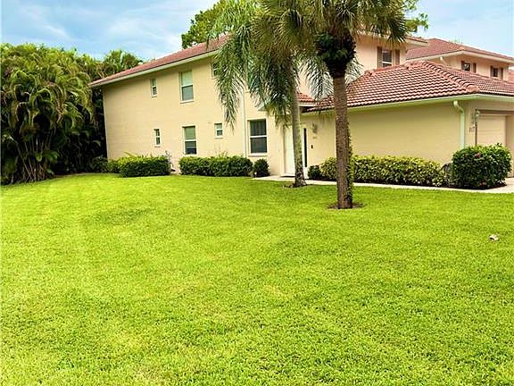 4th image of 517 Robin Hood CIR #101