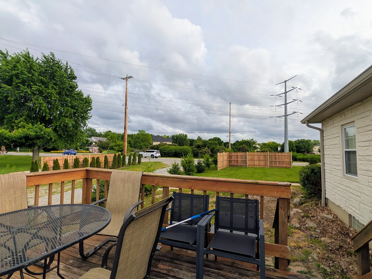 2 bed, 2200 sqft, $2,200 — Photo 3