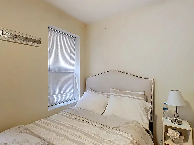 100 Prince St #21 — Photo 6
