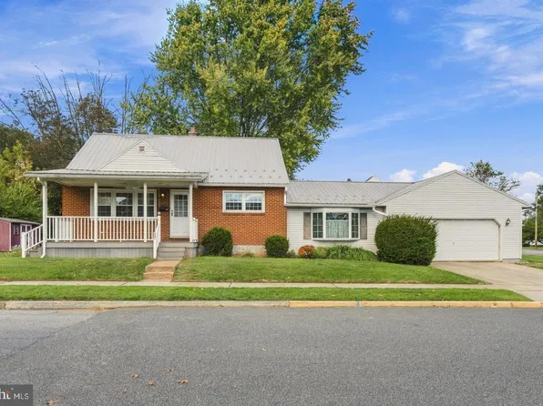 361 E Roosevelt Ave, Middletown, PA 17057