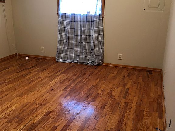 5th image of 7058 SE Goldfinch Ln
