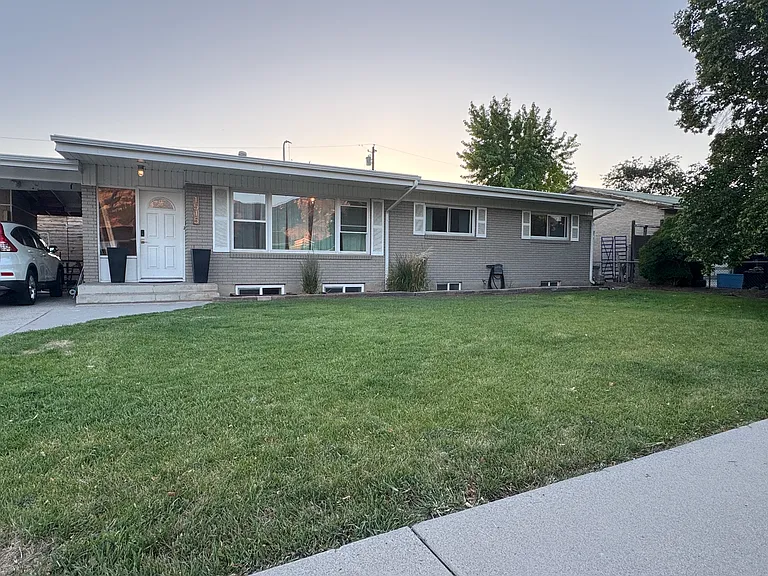 1515 N 1880 W — Photo 1