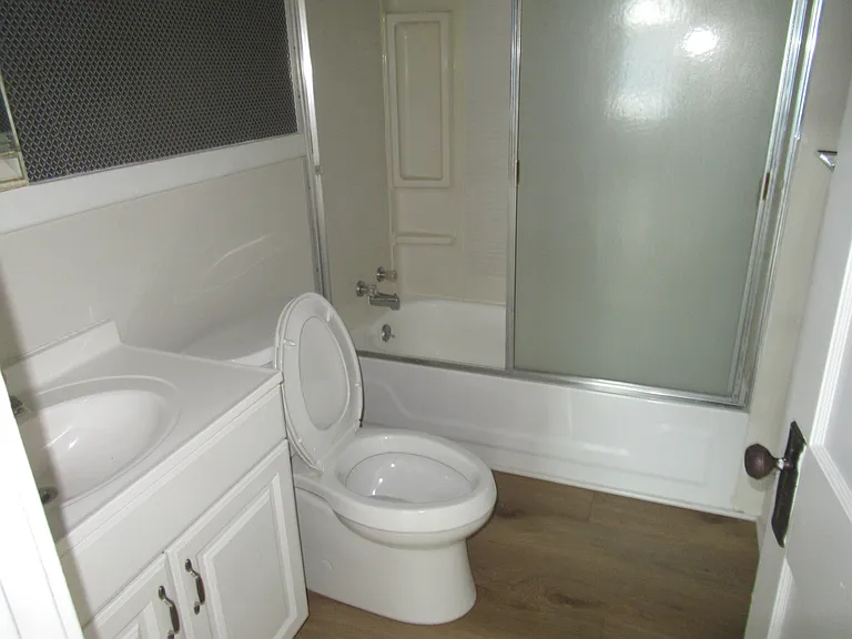 1518 Ridgewood Ave — Photo 7