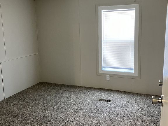 5th image of 500 W Payton St Lot 48